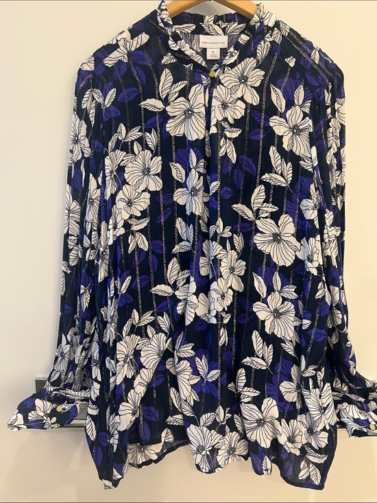 Liz Claiborne Tops - Liz Claiborne Navy, White & Purple Floral Button-Front Blouse
